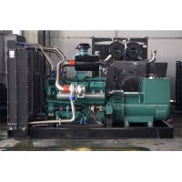 南通股份650KW柴油發(fā)電機組國三