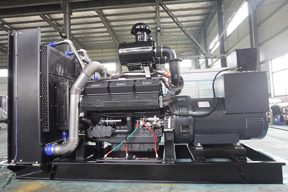 SC27G830D2上柴股份600KW柴油發(fā)電機(jī)組報價