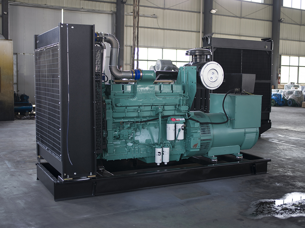KTAA19-G6A重慶康明斯動(dòng)力配套600KW柴油發(fā)電機(jī)組報(bào)價(jià)