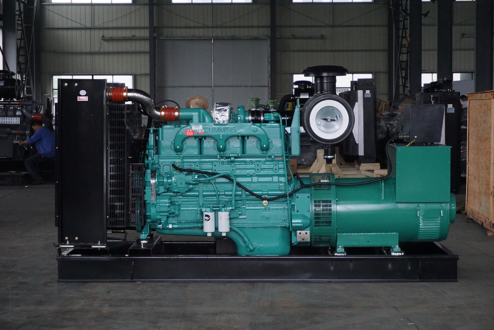 NTAA855-G7重慶康明斯動力配套350KW柴油發(fā)電機(jī)組報(bào)價(jià)