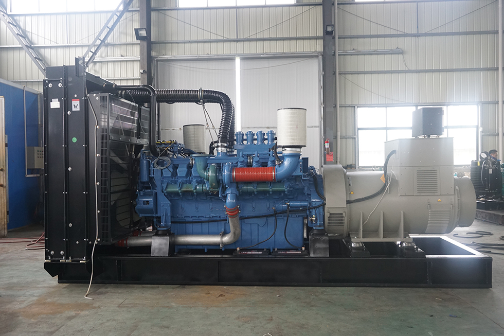 12V4000G23R進口奔馳1200KW柴油發電機組報價